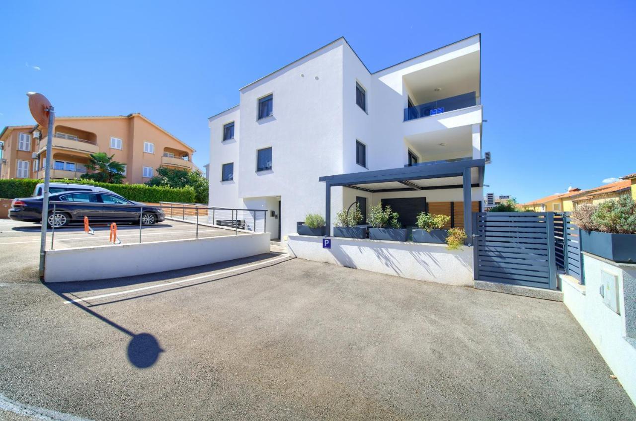 Apartments Nadica Deluxe Malinska Exteriér fotografie
