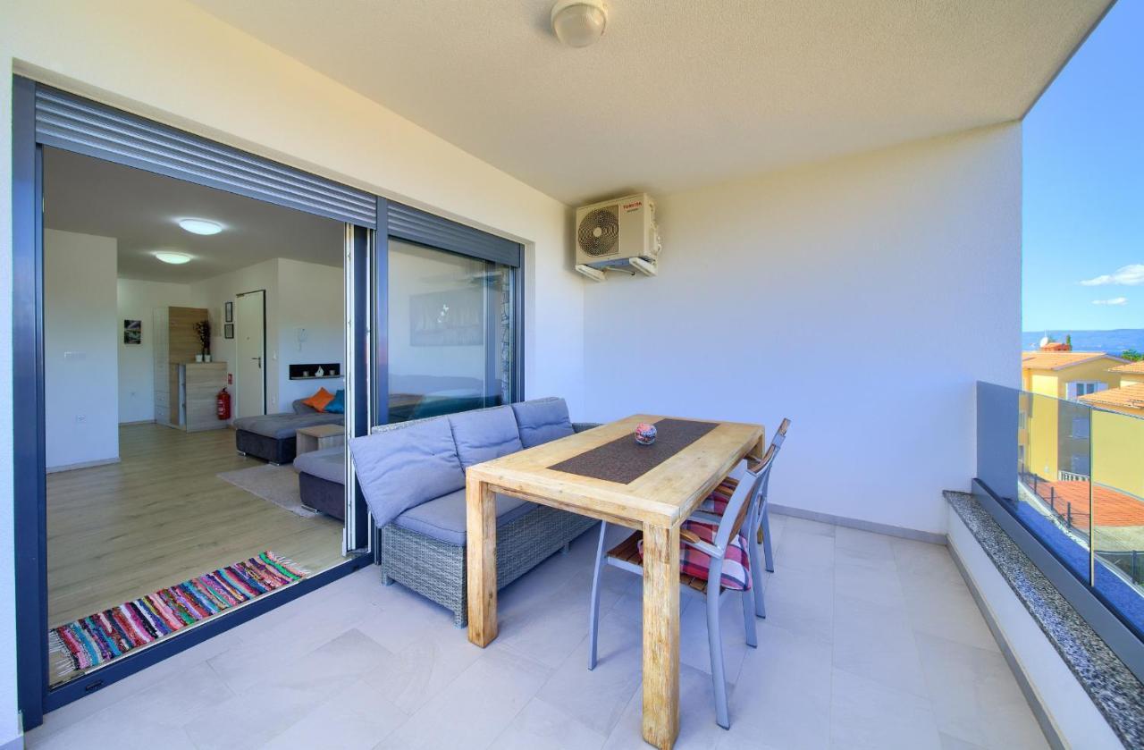 Apartments Nadica Deluxe Malinska Exteriér fotografie