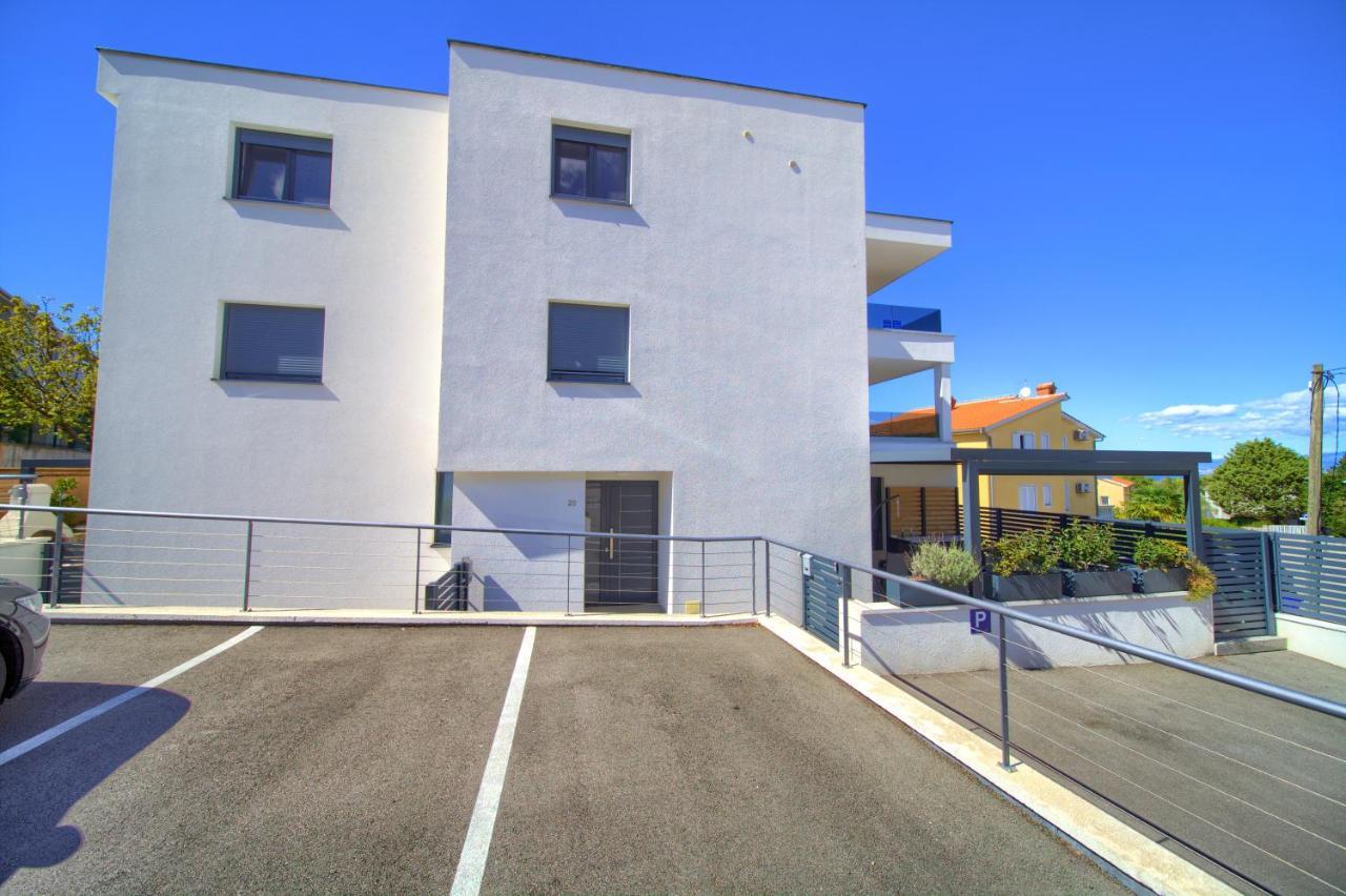 Apartments Nadica Deluxe Malinska Exteriér fotografie